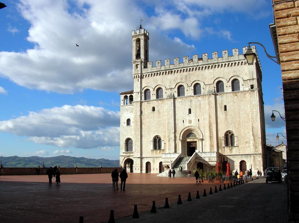 Hotel Tre Ceri Gubbio Exterior foto